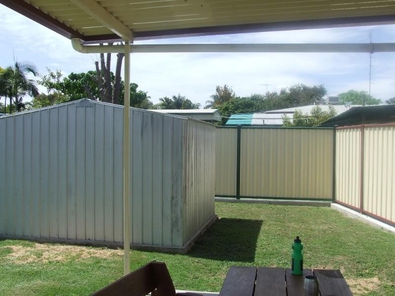 1 Elliott Street, Moura QLD 4718