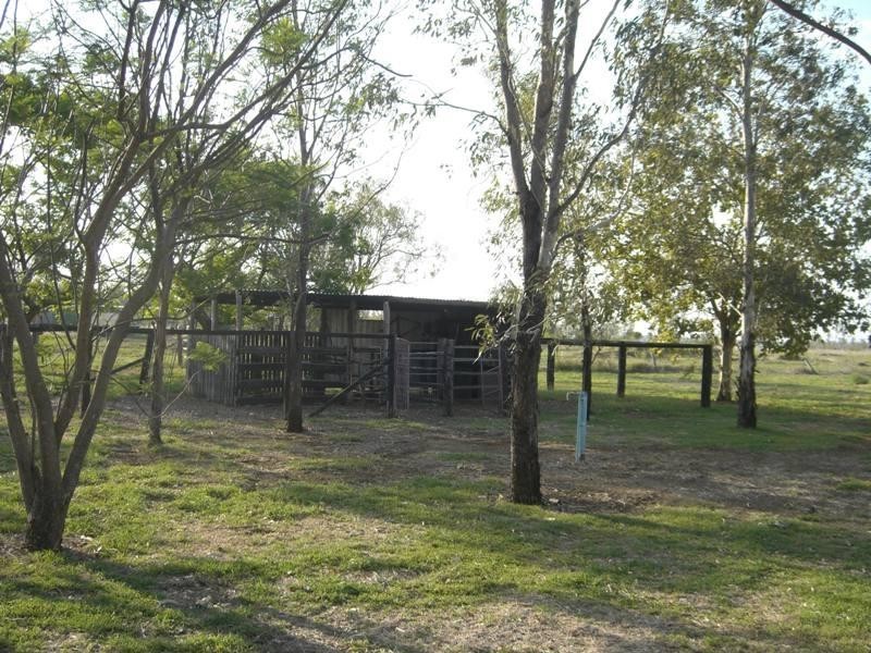 2 Nicholson Street, Banana QLD 4702