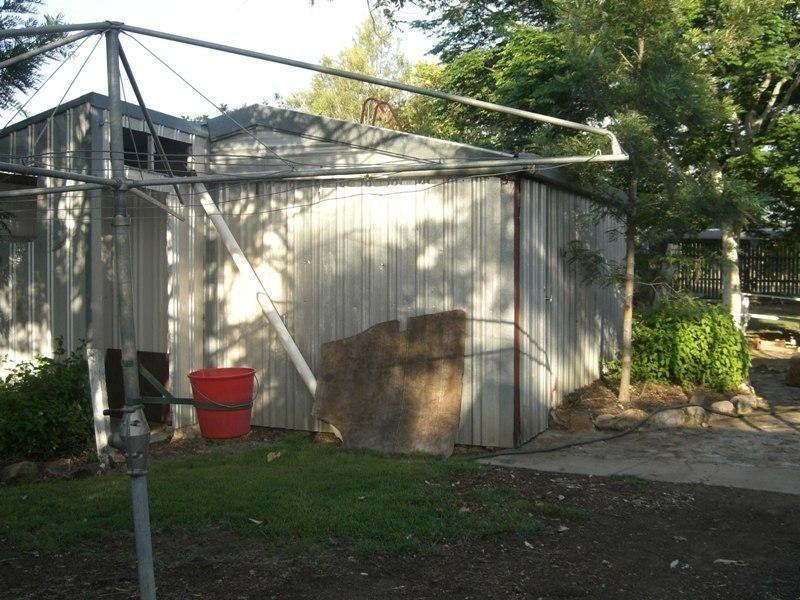 2 Nicholson Street, Banana QLD 4702