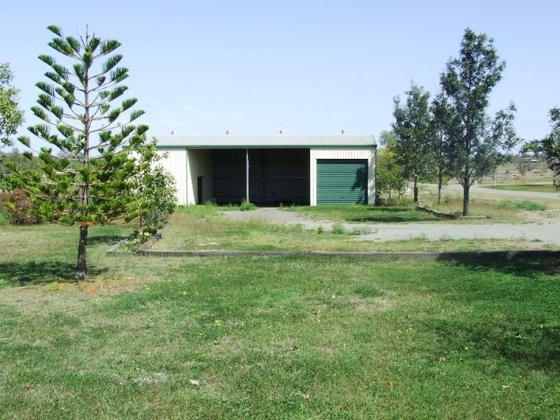 29 Bowen Street, Banana QLD 4702