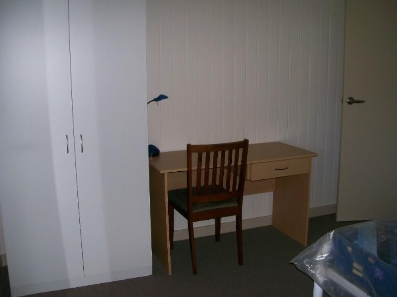 4/76 Dawson Highway, Moura QLD 4718