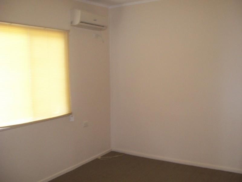 44 King Street, Moura QLD 4718