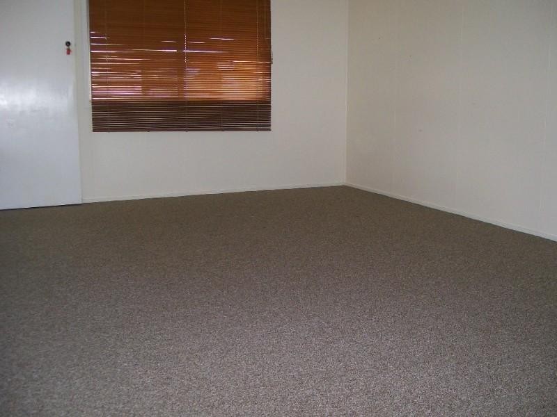 24 Stephenson Street, Moura QLD 4718