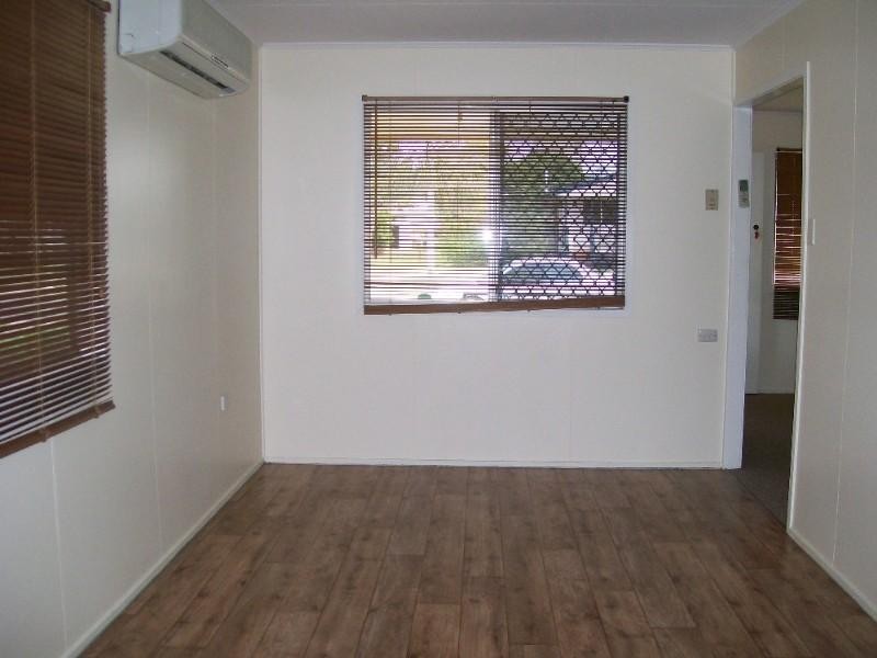 24 Stephenson Street, Moura QLD 4718