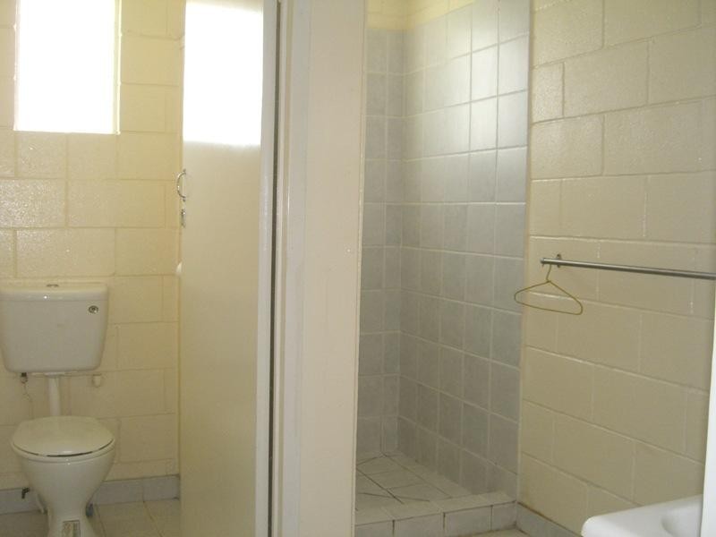 4/27 King Street, Moura QLD 4718