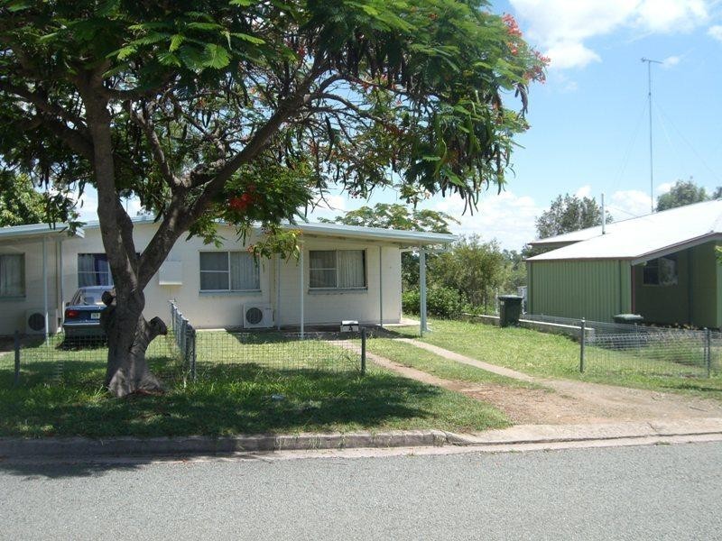 4/27 King Street, Moura QLD 4718