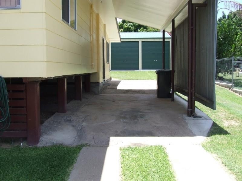 19 Becker Street, Moura QLD 4718