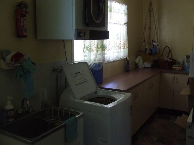 7 King Street, Moura QLD 4718
