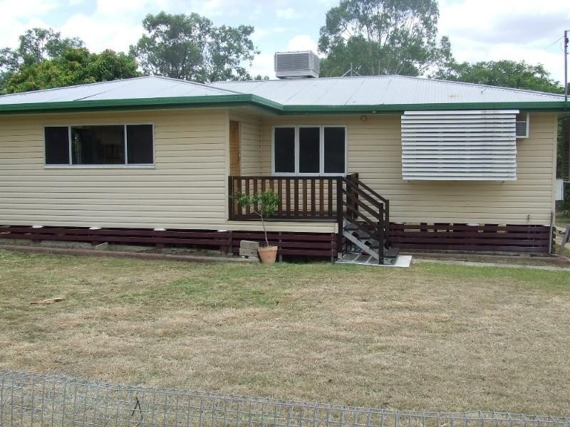 3 Shirley Street, Moura QLD 4718