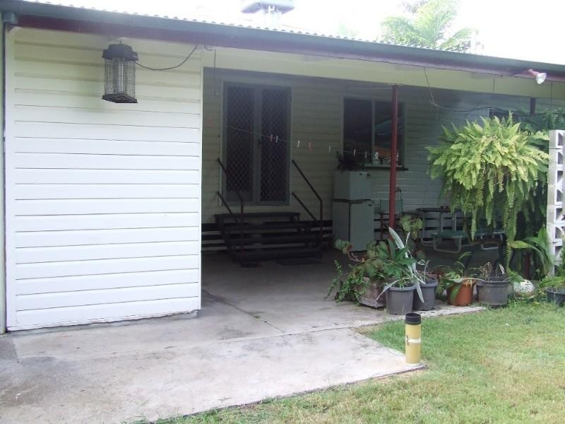 36 King Street, Moura QLD 4718