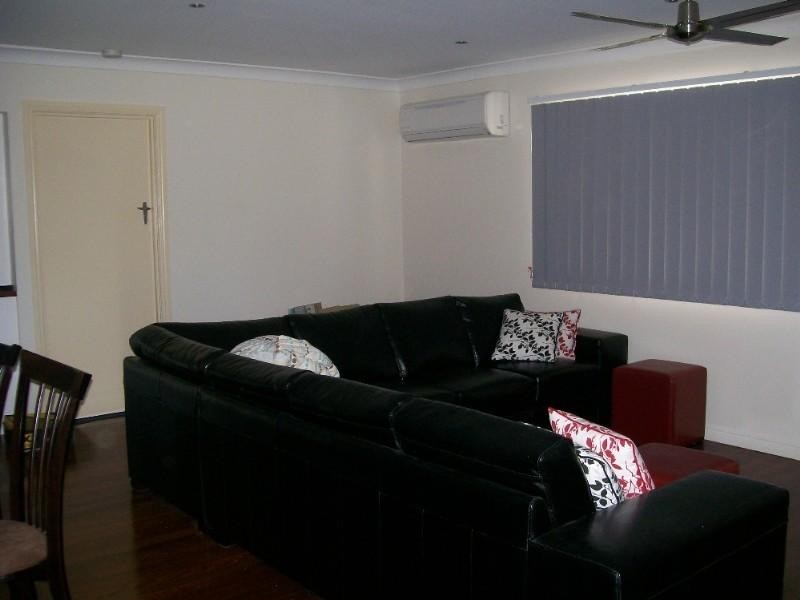 6 Hamilton Street, Moura QLD 4718