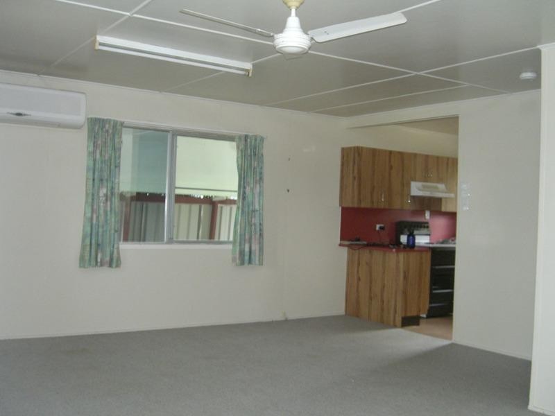 6 Nobbs Street, Moura QLD 4718