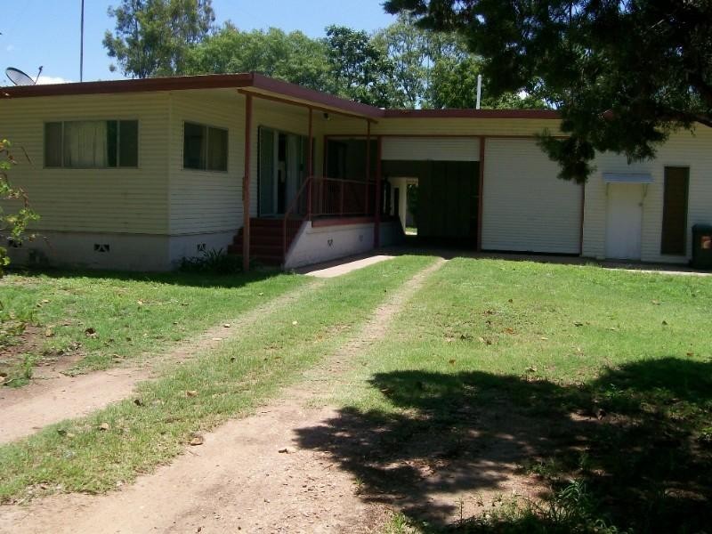 686 River Road, Moura QLD 4718