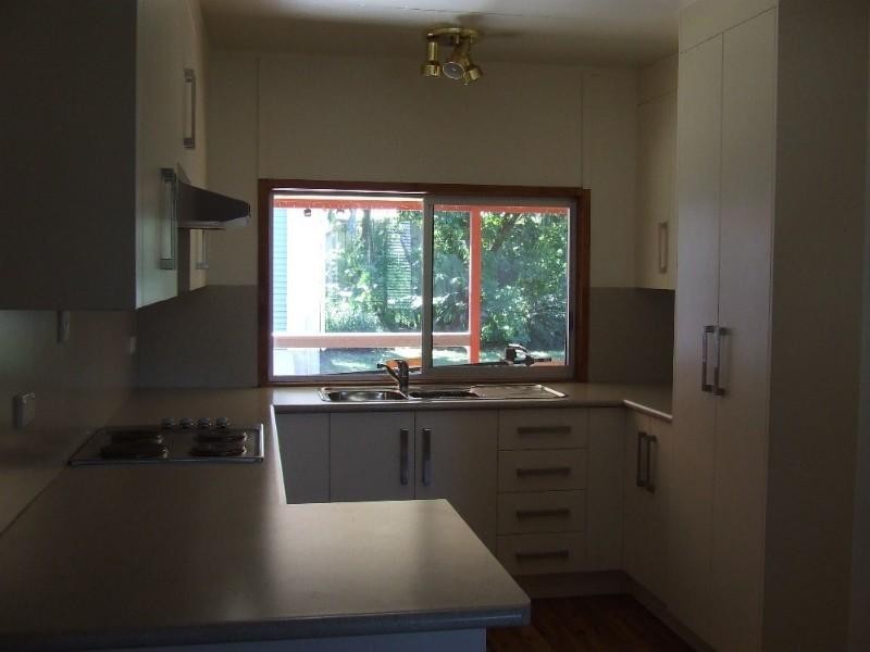 23 Becker Street, Moura QLD 4718