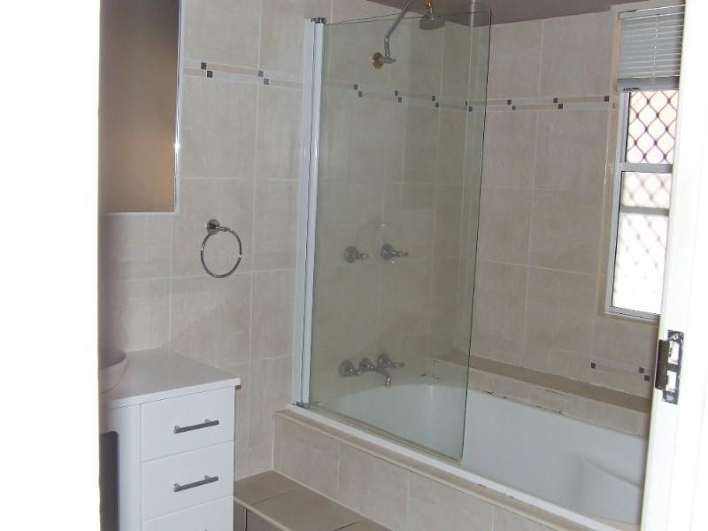 23 Becker Street, Moura QLD 4718