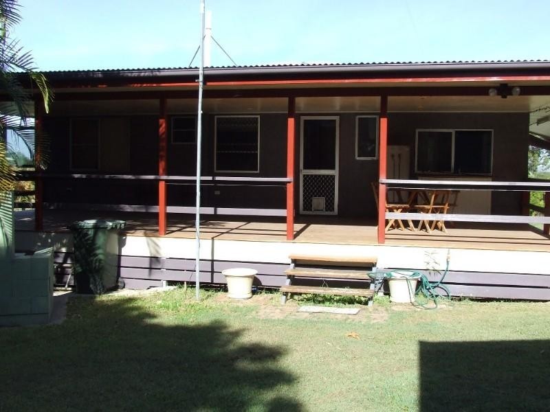 23 Becker Street, Moura QLD 4718