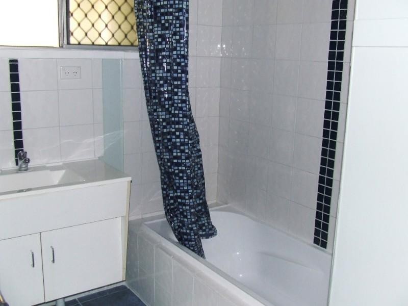 15 Mcdowell Street, Moura QLD 4718