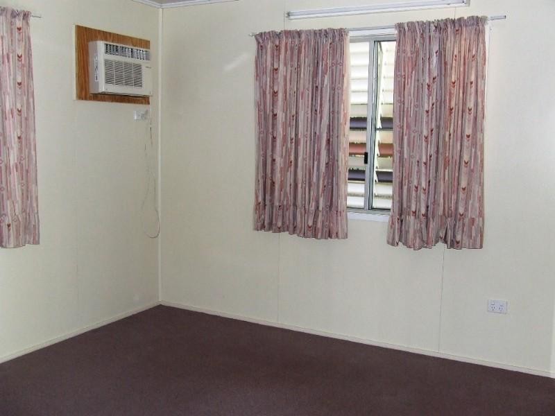 15 Mcdowell Street, Moura QLD 4718