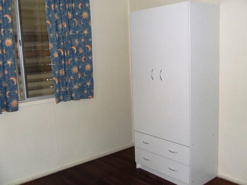 15 Mcdowell Street, Moura QLD 4718