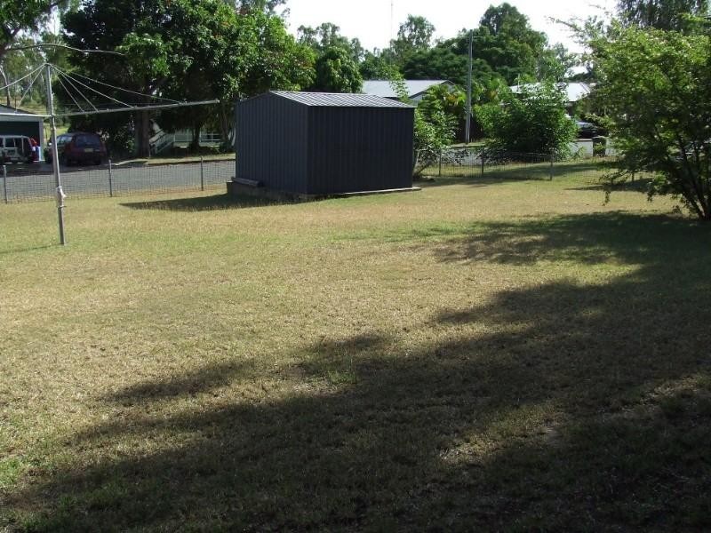 5 Becker Street, Moura QLD 4718