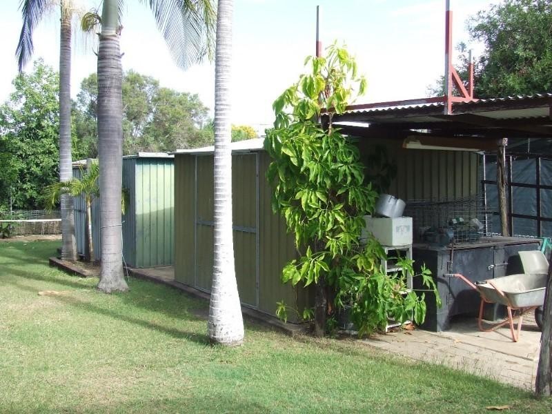 55 Nott Street, Moura QLD 4718