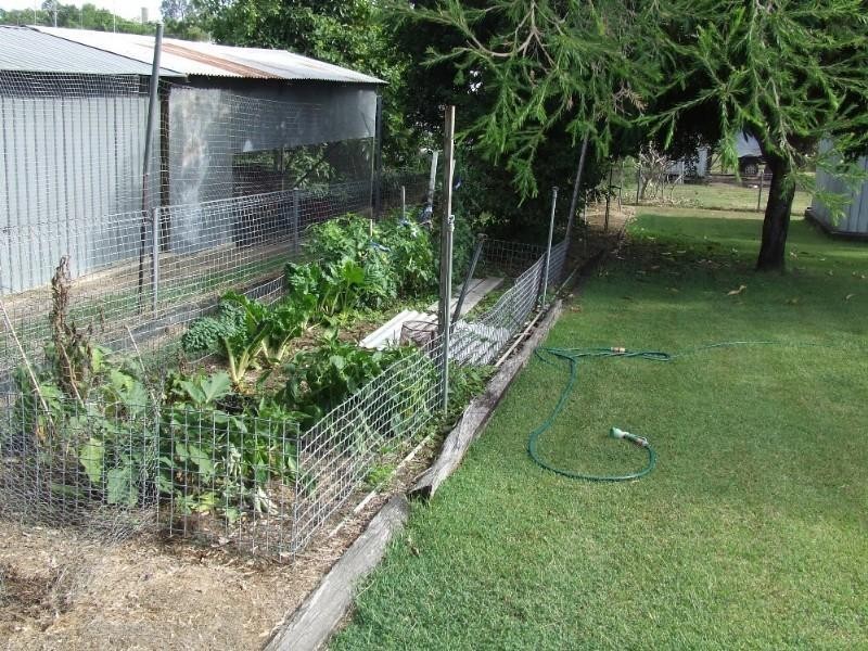 55 Nott Street, Moura QLD 4718