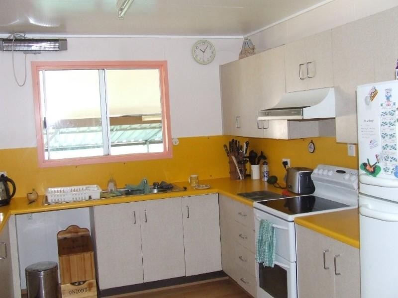 55 Nott Street, Moura QLD 4718