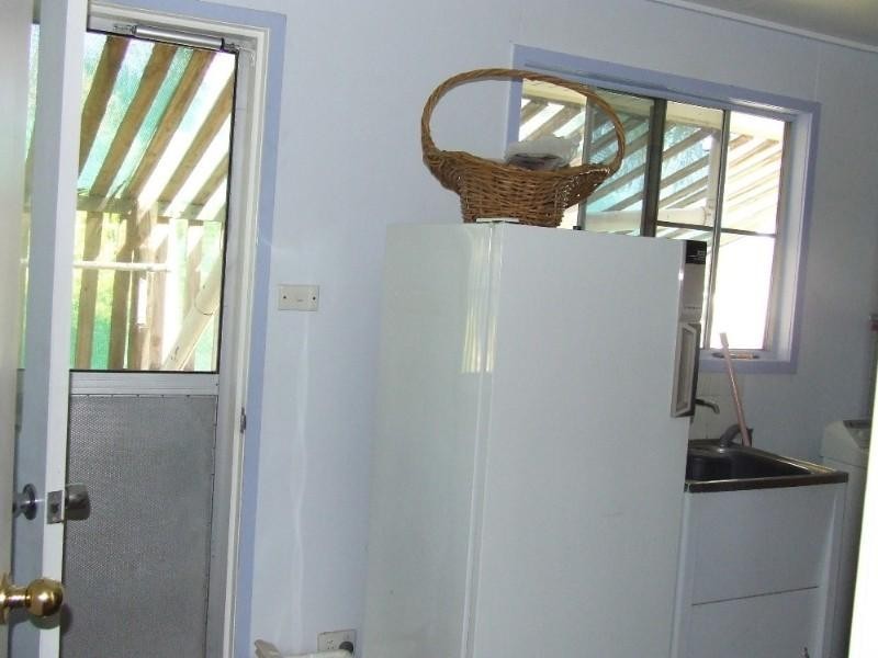 55 Nott Street, Moura QLD 4718