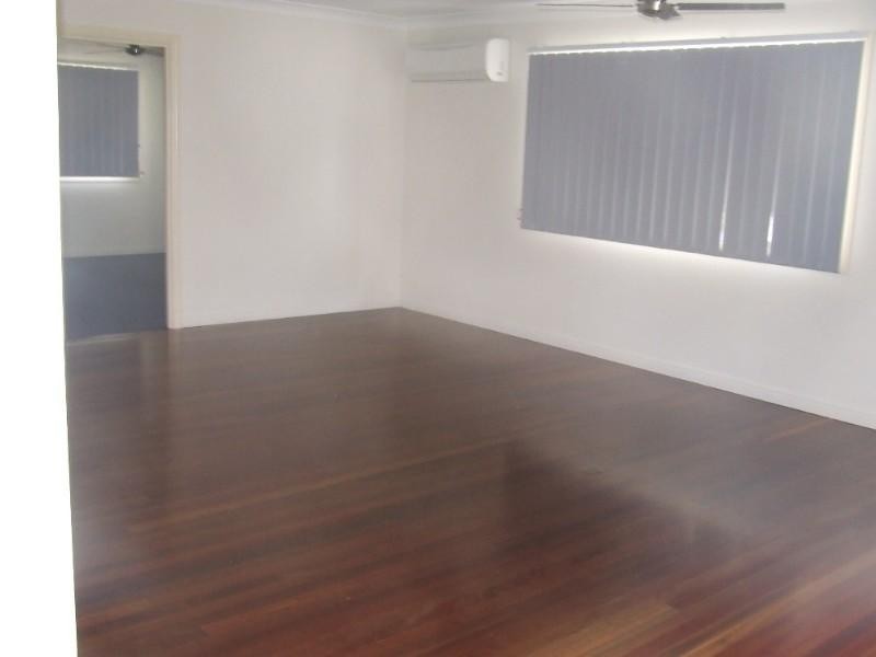 6 Hamilton Street, Moura QLD 4718