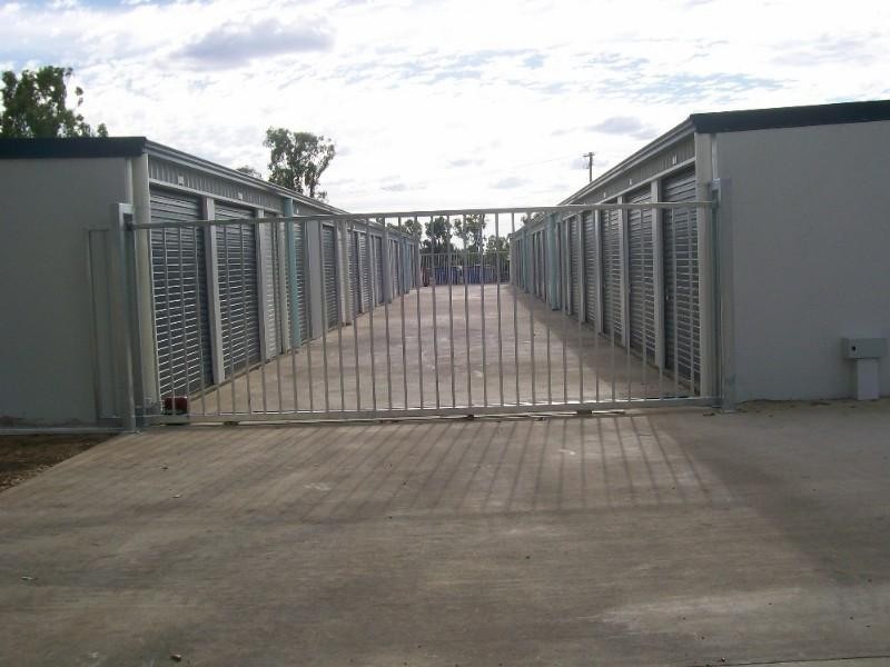 7 Theodore Road, Moura QLD 4718