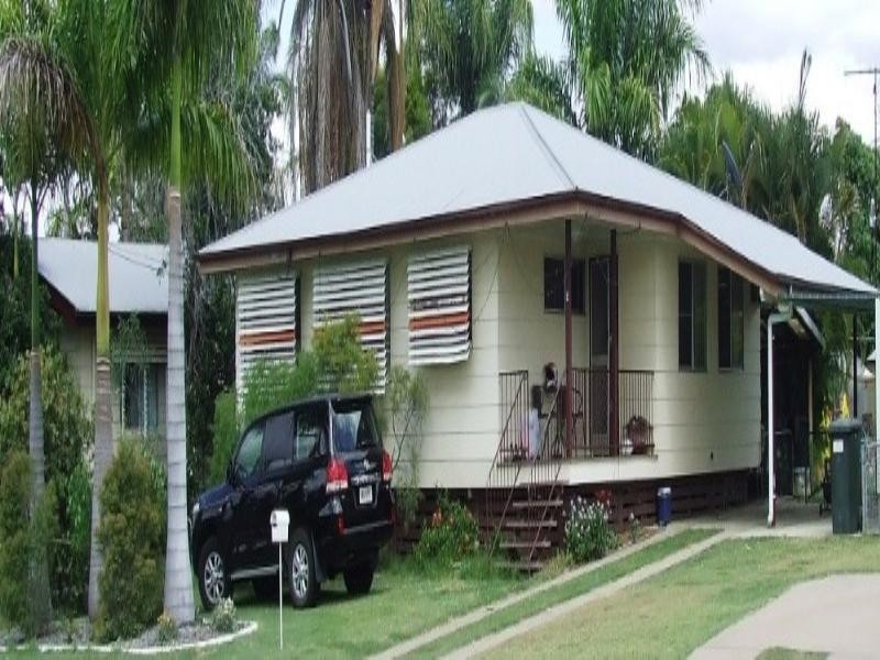 3 Lederhose Street, Moura QLD 4718