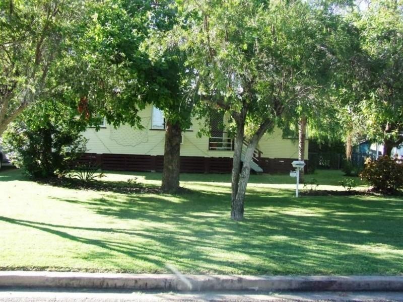 7 Misfeld Street, Moura QLD 4718