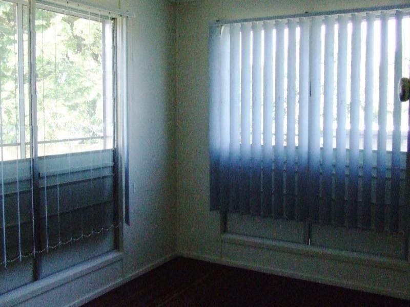 49 Davey Street, Moura QLD 4718