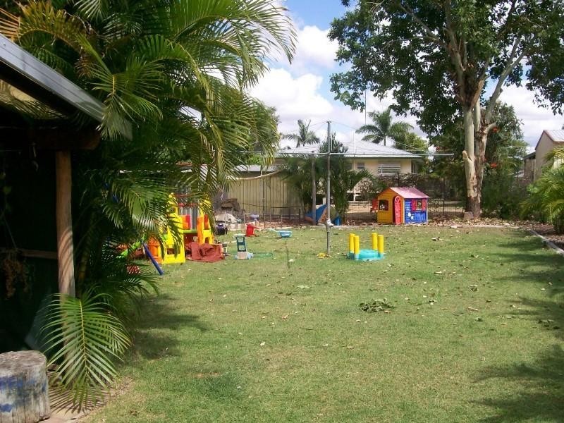 3 Lederhose Street, Moura QLD 4718