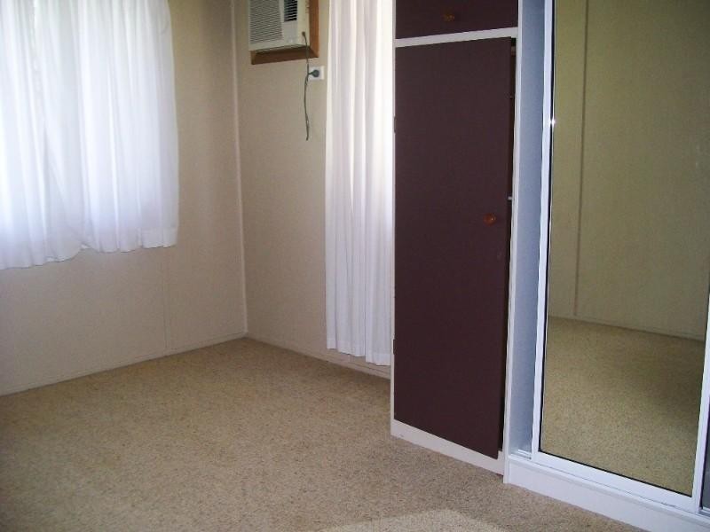 7 Hamilton Street, Moura QLD 4718