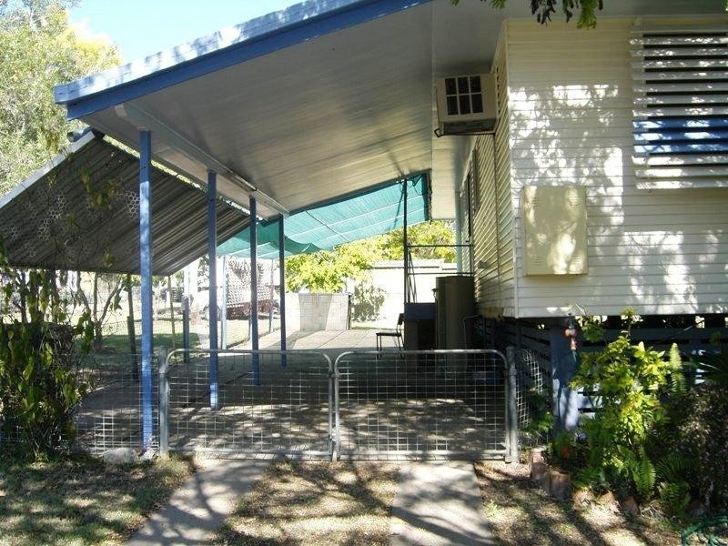 19 Wenck Street, Moura QLD 4718