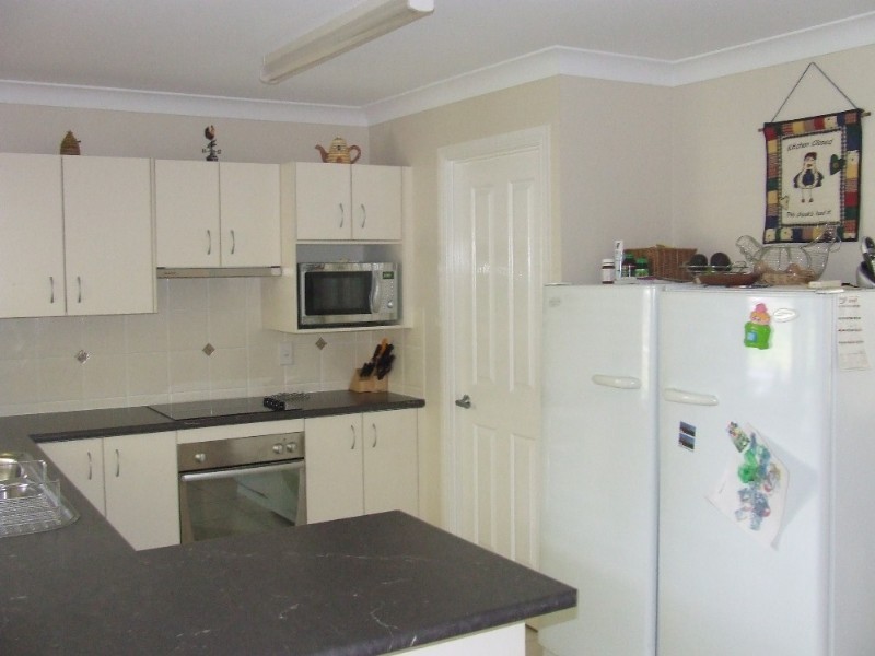 13 McArthur, Moura QLD 4718