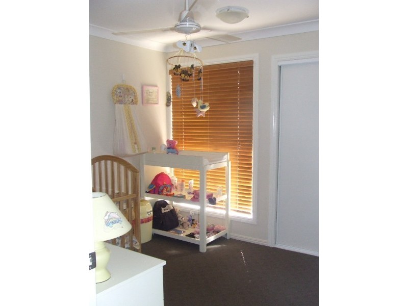 13 McArthur, Moura QLD 4718