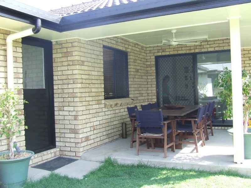13 McArthur, Moura QLD 4718