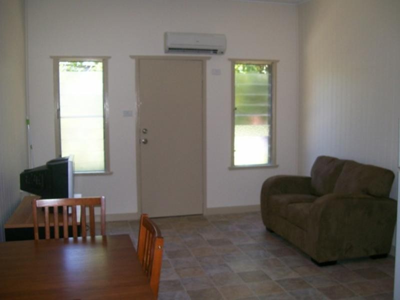 1/76 Dawson Highway, Moura QLD 4718