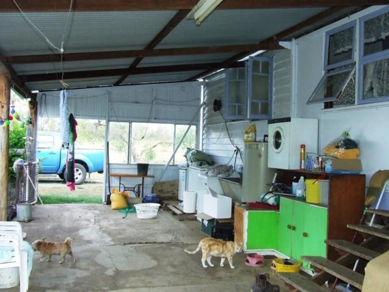 94 North Street, Banana QLD 4702