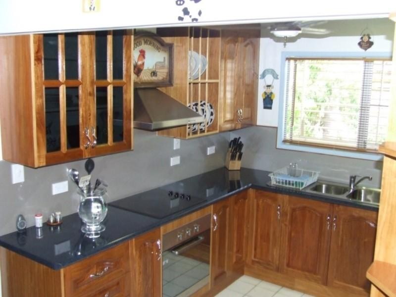 1 Lederhose Street, Moura QLD 4718