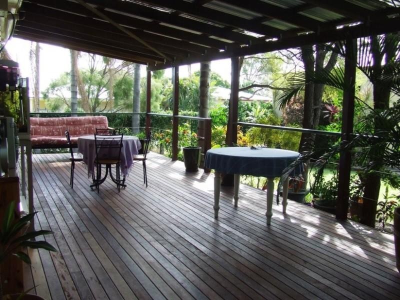 1 Lederhose Street, Moura QLD 4718