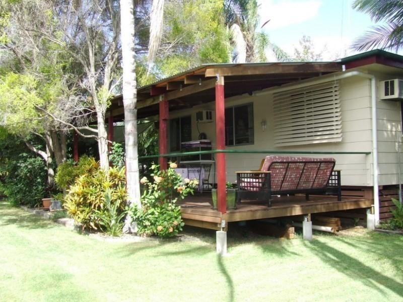 1 Lederhose Street, Moura QLD 4718