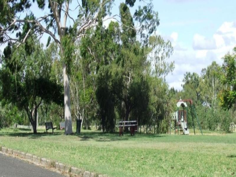 1 Lederhose Street, Moura QLD 4718