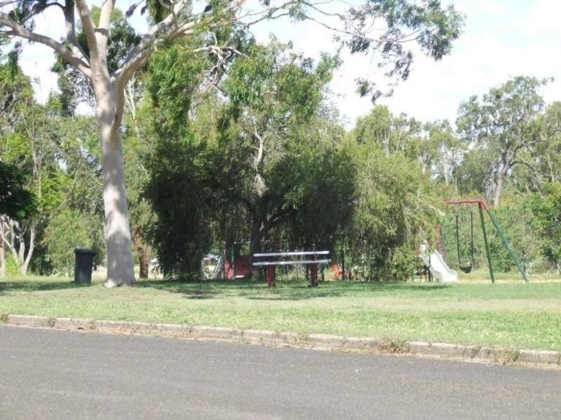 1 Lederhose Street, Moura QLD 4718