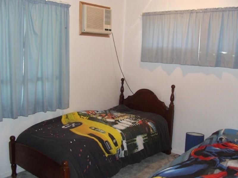 7 Misfeld Street, Moura QLD 4718