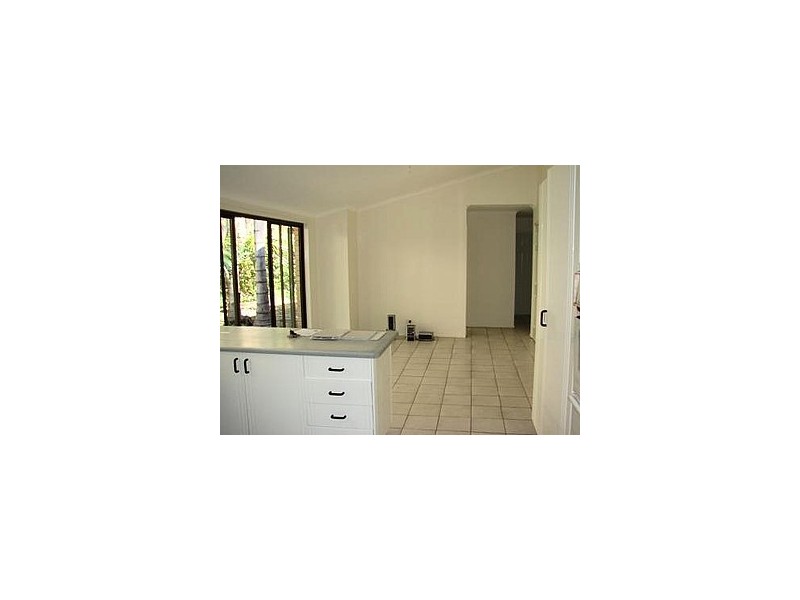 6 Talgarno Place, Tallai QLD 4213