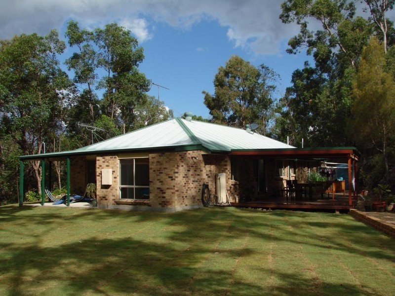 10 Stirling Court, Bonogin QLD 4213