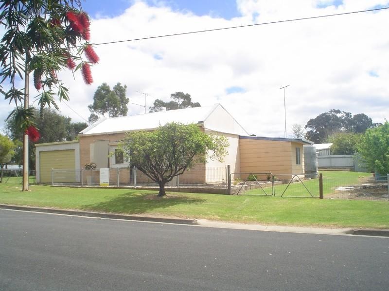 11 Plane Street, Lucindale SA 5272